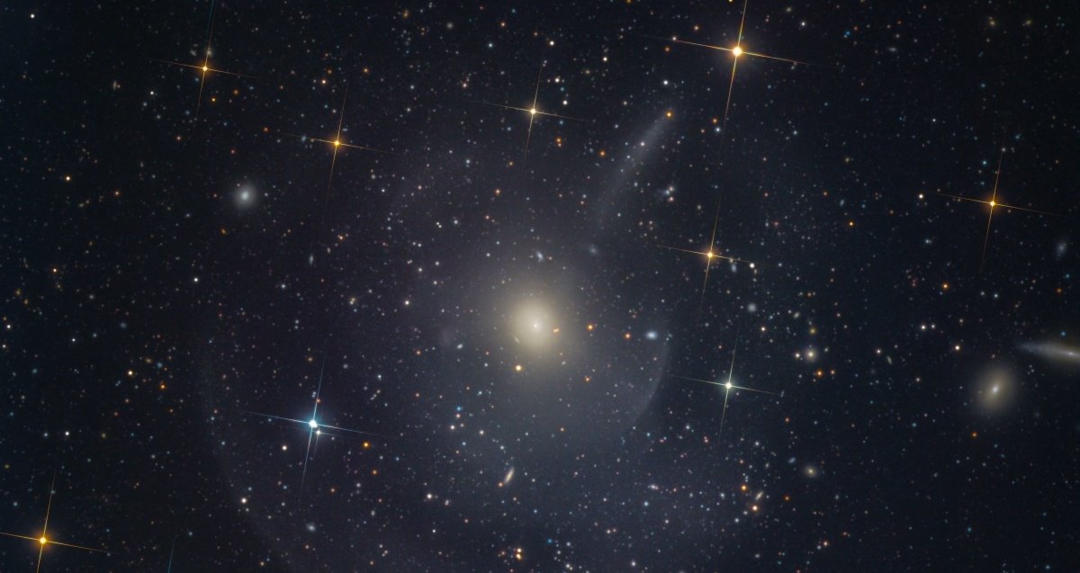Image of the elliptical galaxy Messier 89
