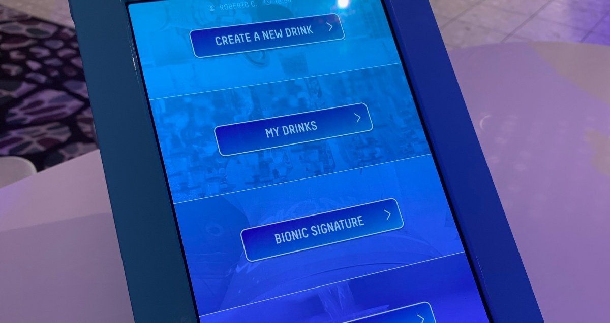 Existen diversas maneras de pedir bebidas en el Bionic Bar