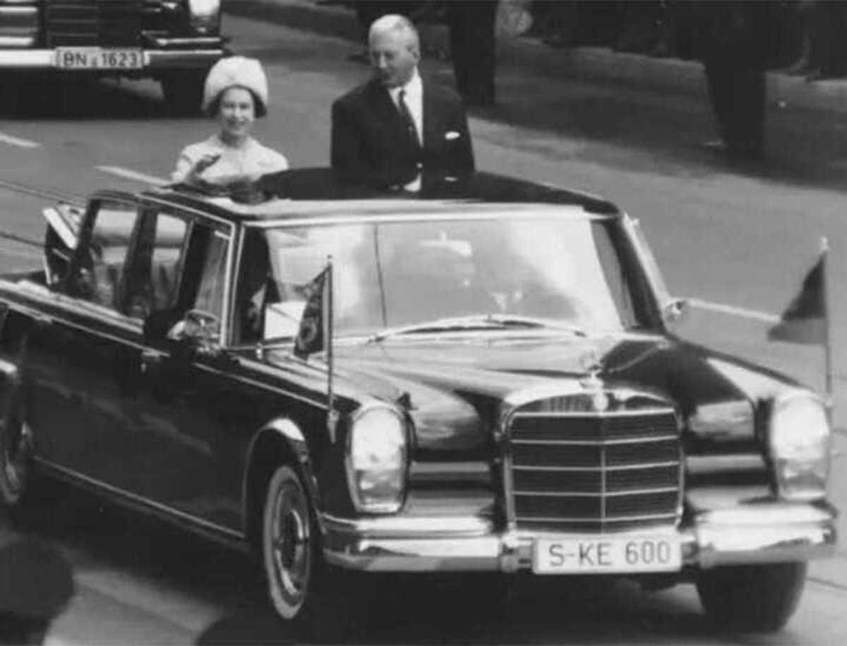 Estos son algunos de los coches más destacados que ha tenido la Reina Isabel II en su vida