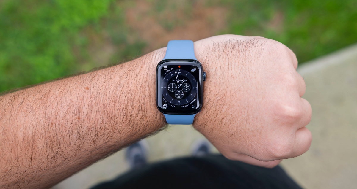 El diseño de este reloj sigue la línea de los últimos años