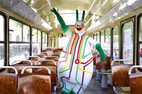 Así es como la extravagante mascota del autobús de Sabadell ha alcanzado fama internacional