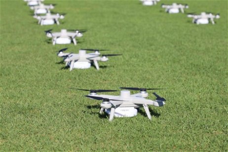 Este espectáculo de drones ha acabado en desastre: más de 100.000 dólares en material hundido en el río