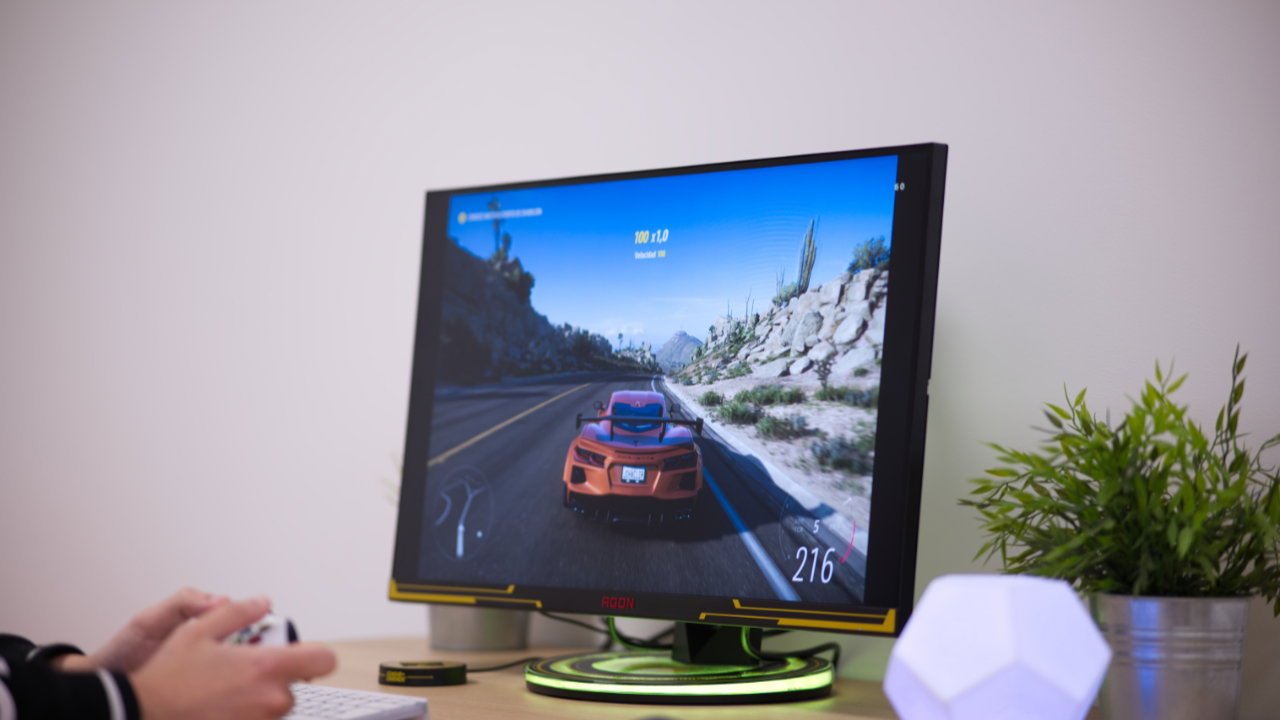 Gaming en el AOC Agon Pro
