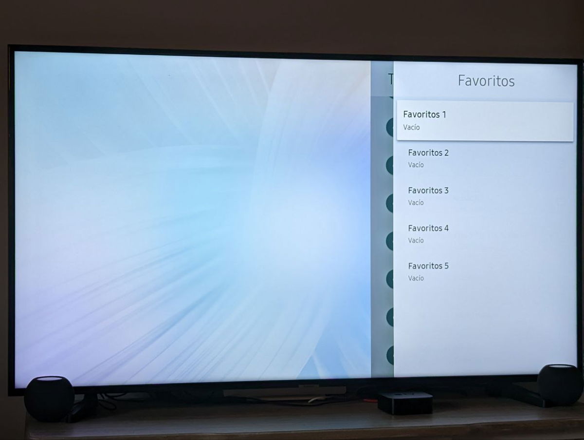 Cómo ordenar los canales en una smart TV de Samsung
