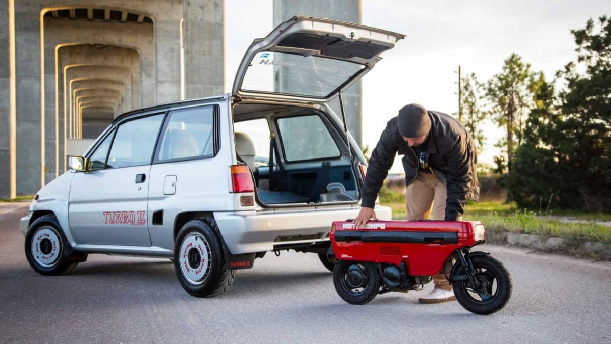 El plegado del ciclomotor Honda Motocompo