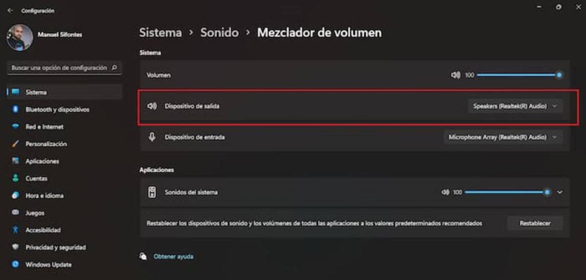 Qué hacer si tus cascos no funcionan o no se oyen