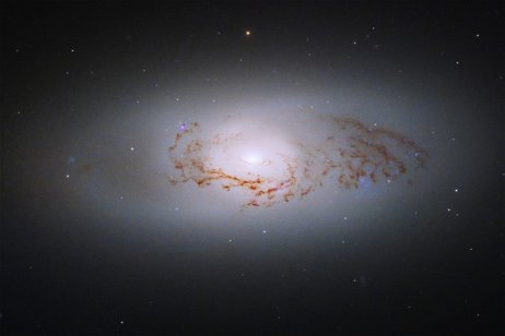 Una galaxia lenticular: la última y espectacular imagen que nos regala el telescopio Hubble de la NASA