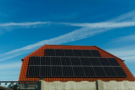 Placas solares: todas las ayudas que puedes pedir para instalarlas