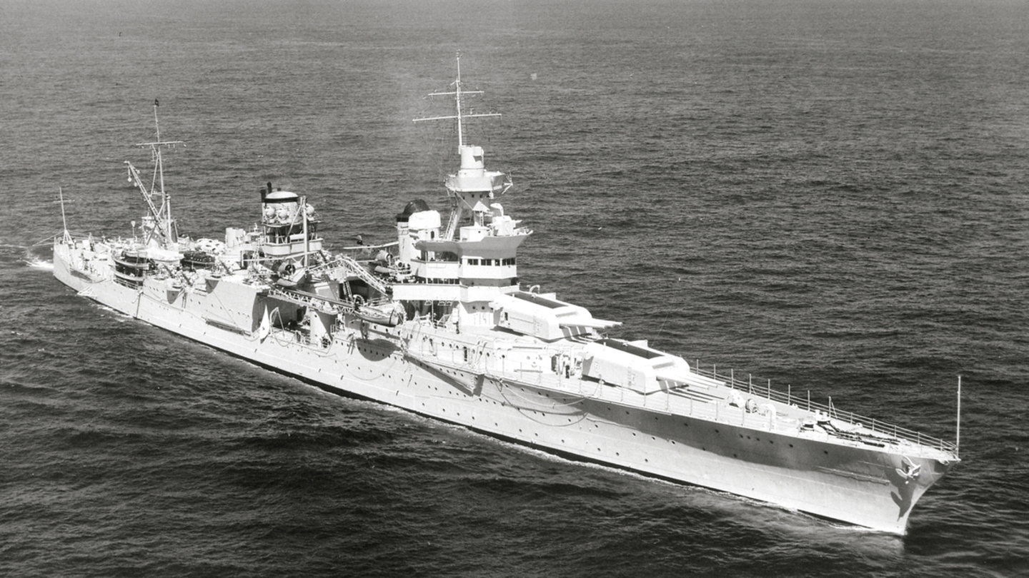 Imagen del buque de guerra USS Indianapolis