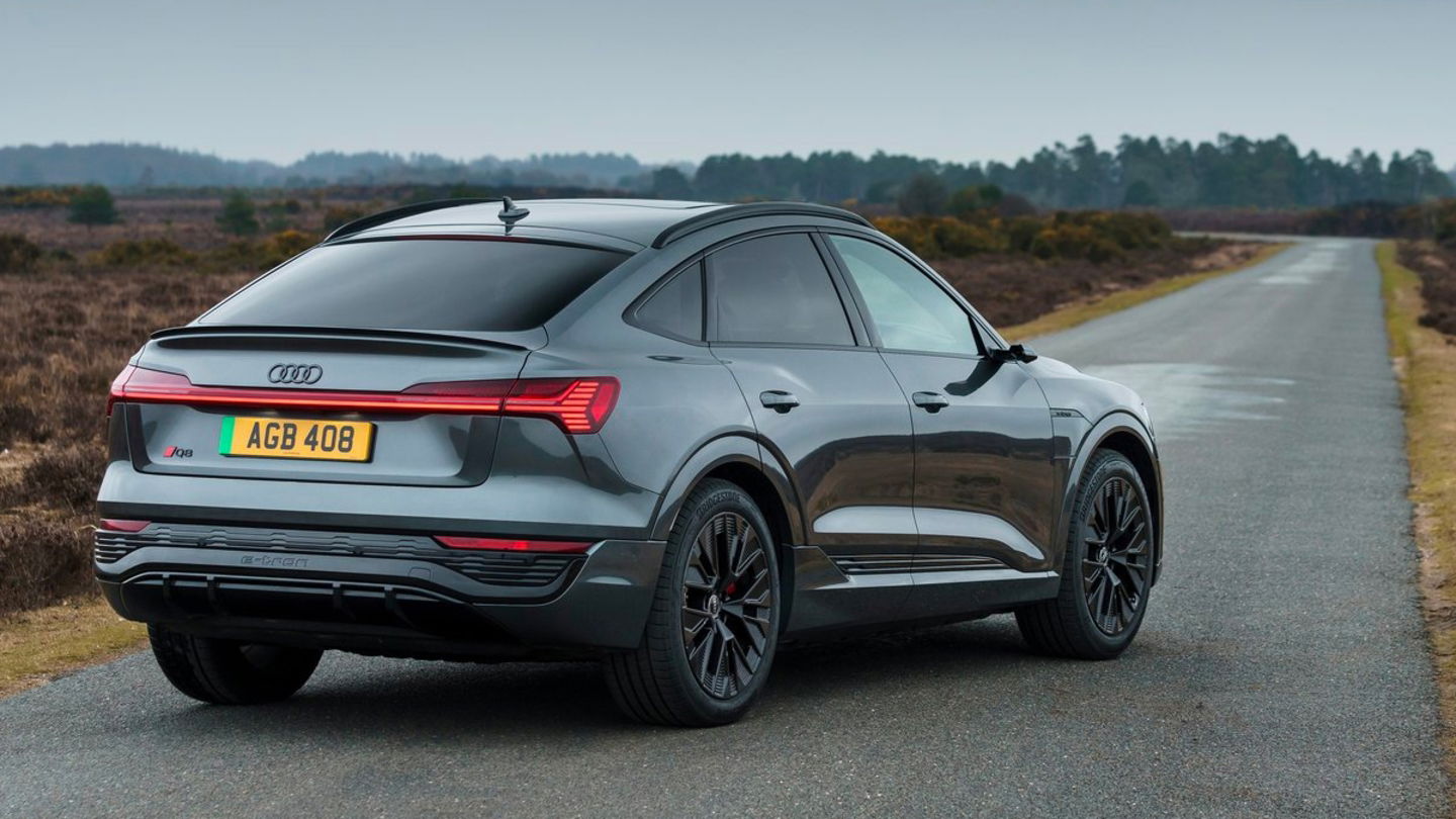 Q8 Sportback e-tron