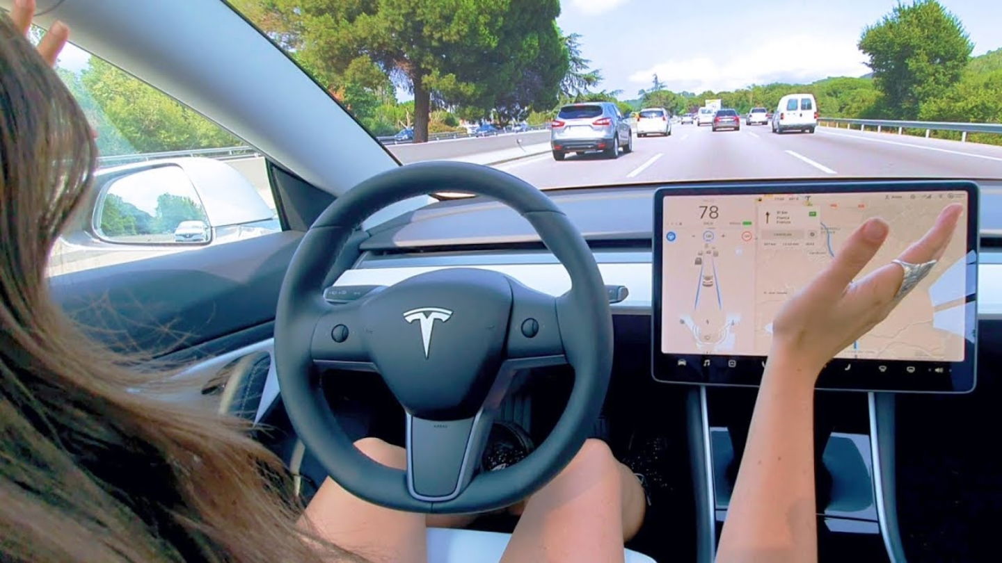 El Autopilot de Tesla es uno de los proyectos de innovación más destacados de la compañía