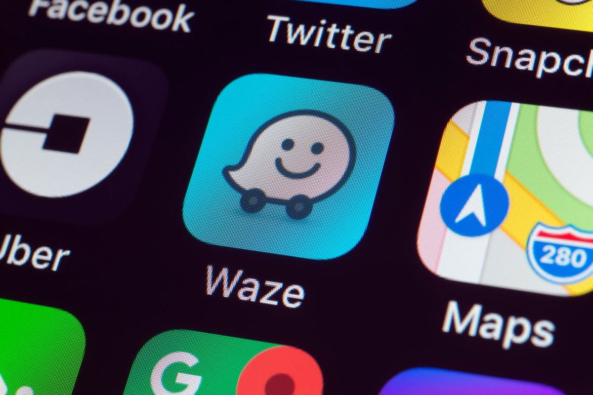 How to find charging points for electric vehicles with Waze Gearrice