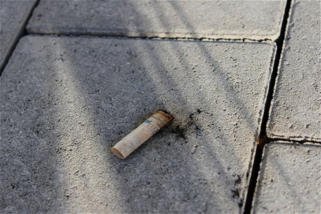 Las aceras del futuro podrían estar pavimentadas con cigarrillos