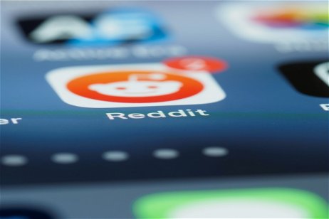 Reddit se sube al carro e inicia un sistema de pago para usuarios parecido al que tiene Twitter