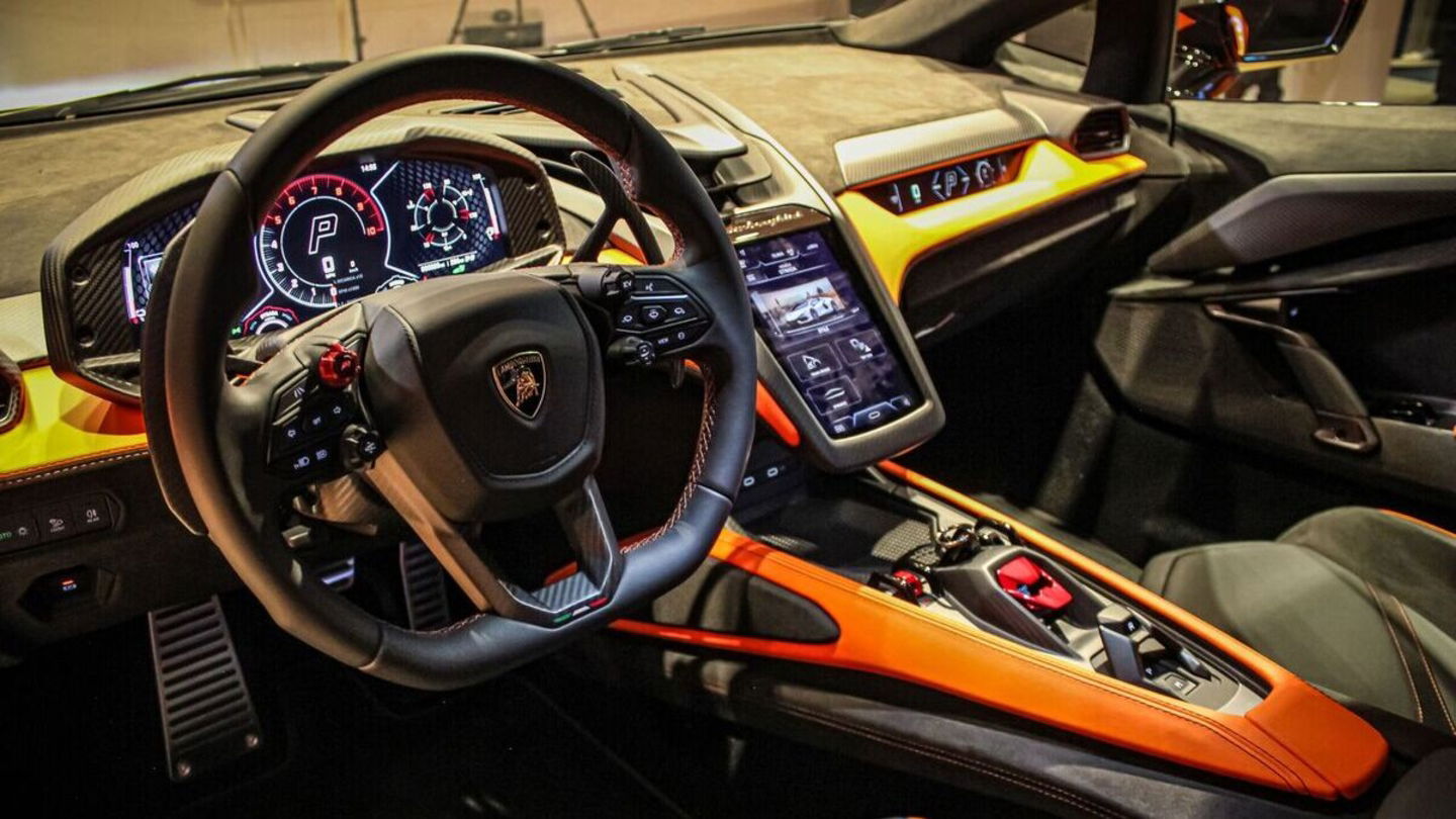 interior del concepto de lamborghini