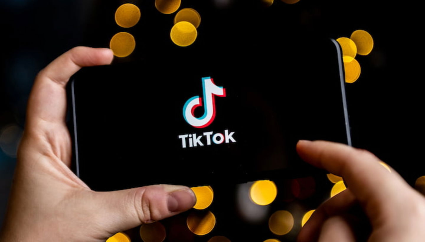 Los llamados a la acción pueden mejor tu posicionamiento en TikTok debido a las interacciones de los usuarios