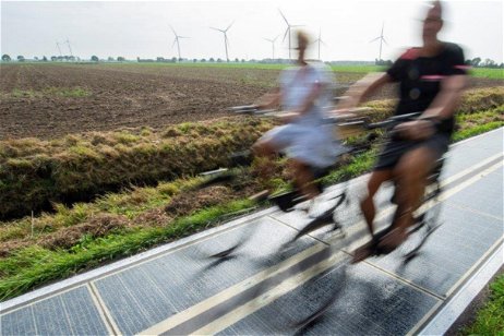 Holanda continúa innovando en el transporte: paneles solares y bicicarriles