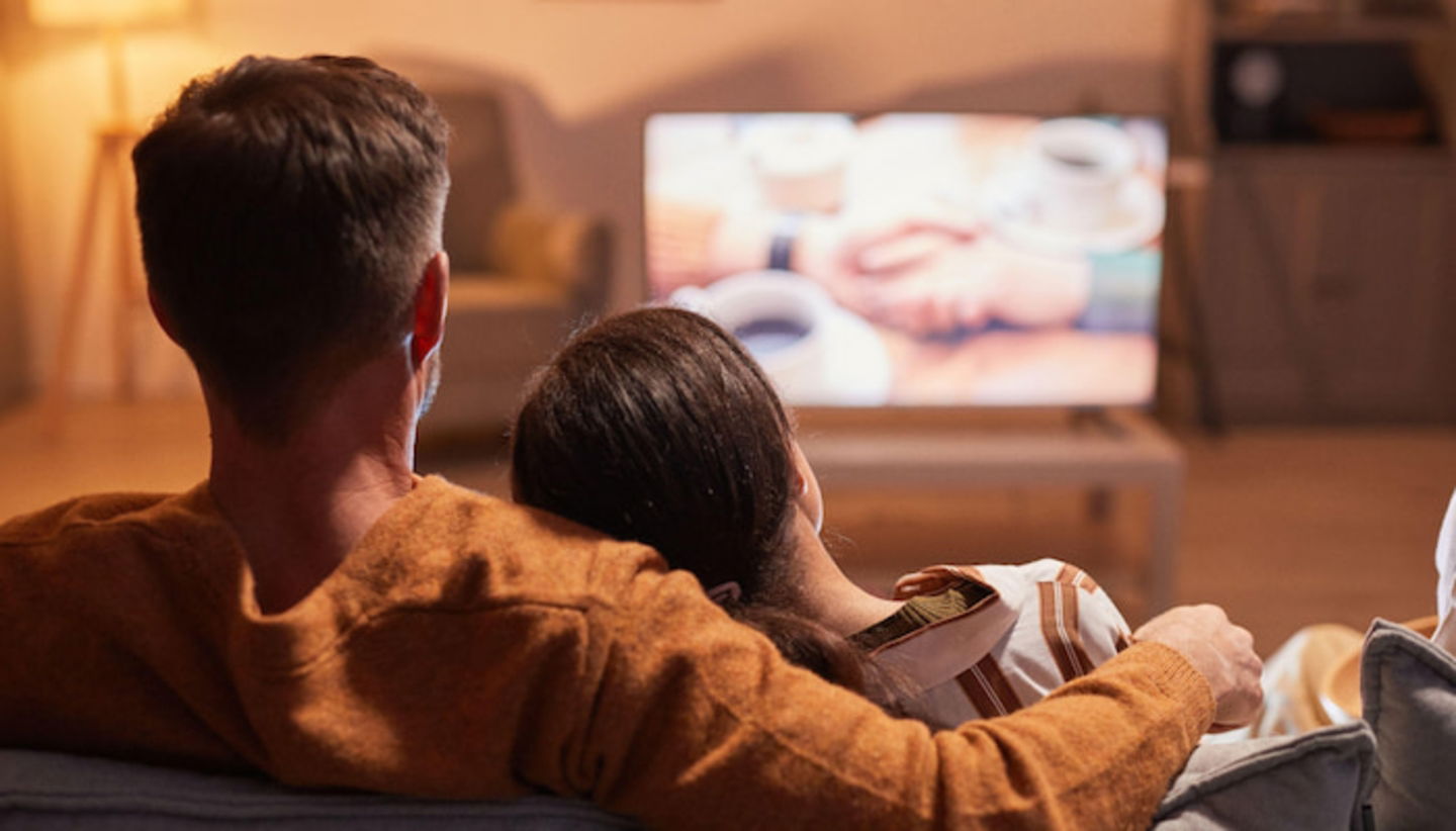 Es importante que consideres también la distancia entre la TV y tú para disfrutar correctamente de su contenido