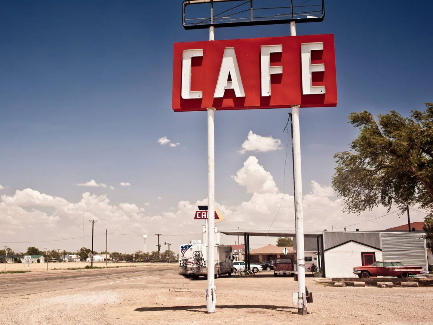 Comer estando en carretera: cómo encontrar restaurantes cerca de nuestra ubicación