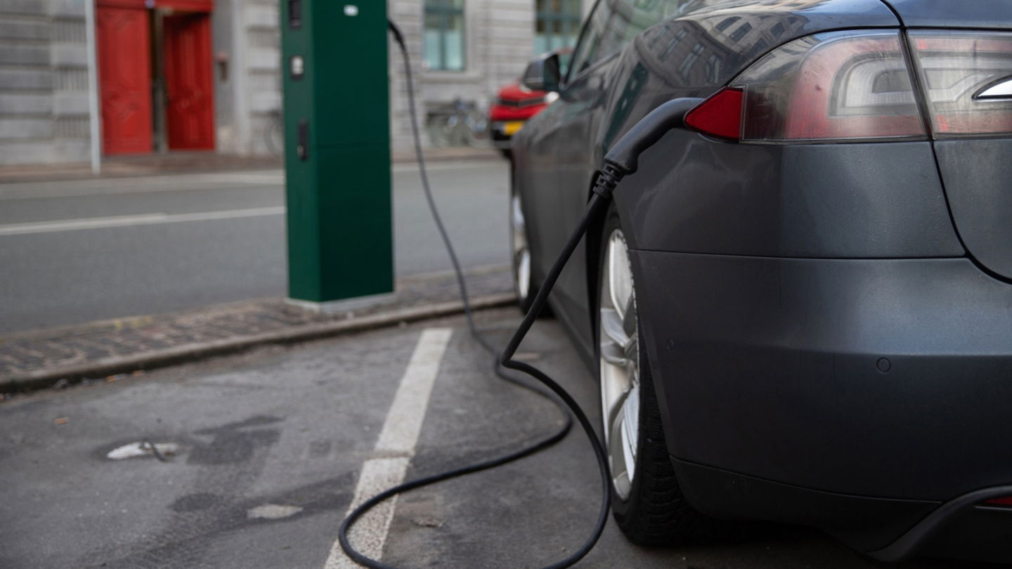 La autonomía de un coche eléctrico puede mejorar de manera sustancial si monta un neumático específico para este tipo de automóviles