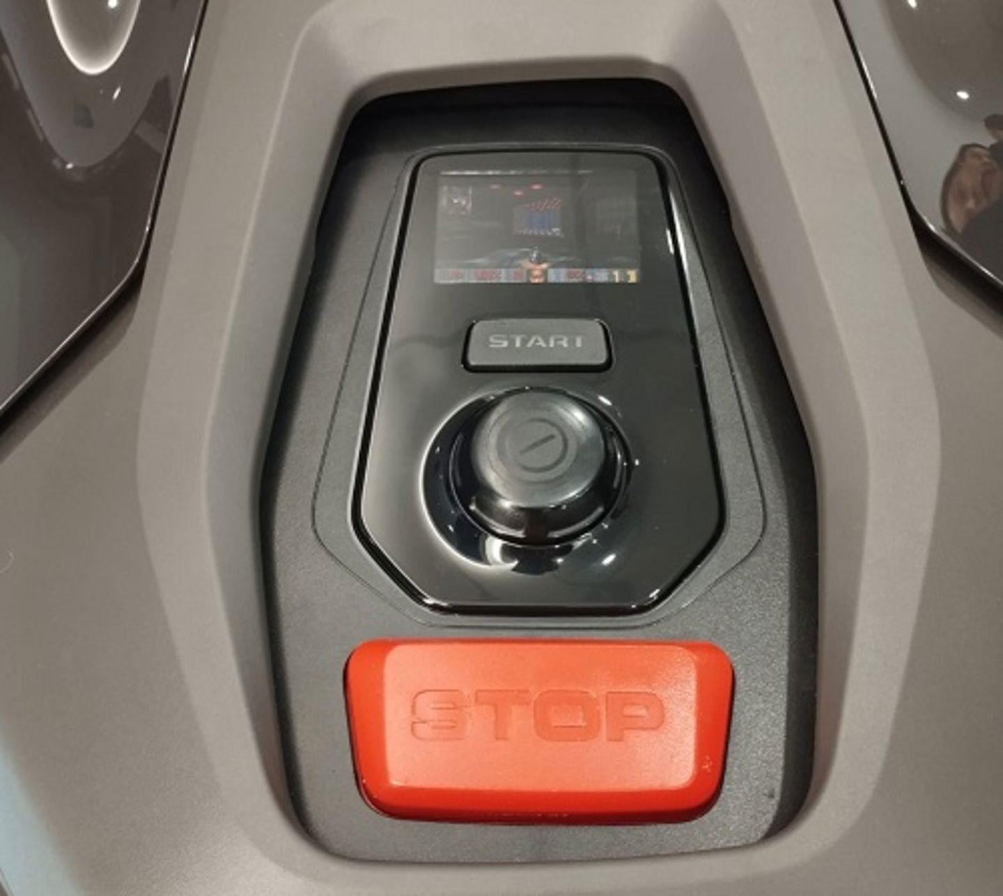 He jugado a DOOM en un cortacésped en el MWC y estas son mis sinceras impresiones