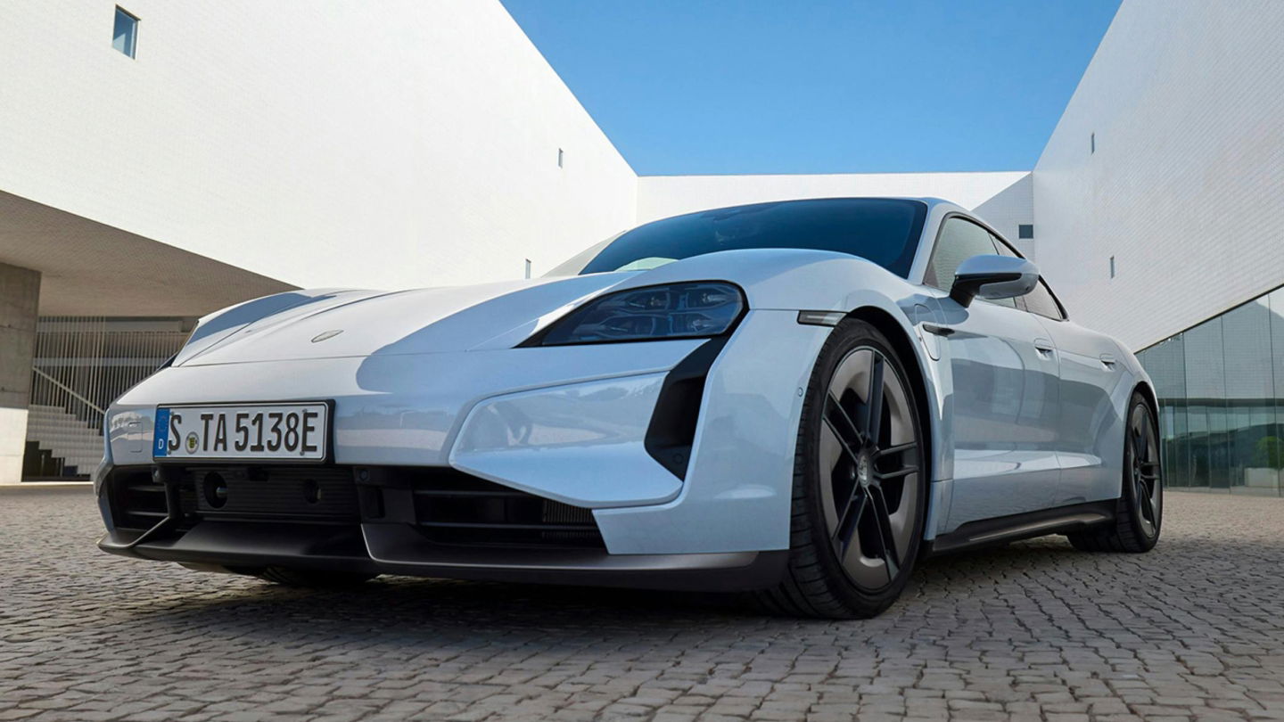 El Porsche Taycan es uno de los deportivos eléctricos más atractivos del mercado