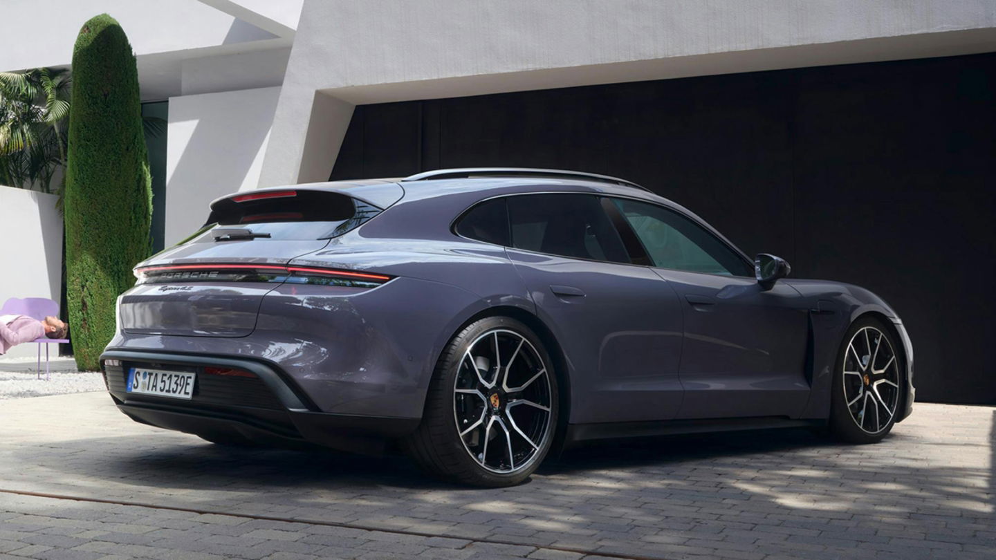 El Porsche Taycan Sport Turismo completa la familia Taycan con una carrocería de corte familiar
