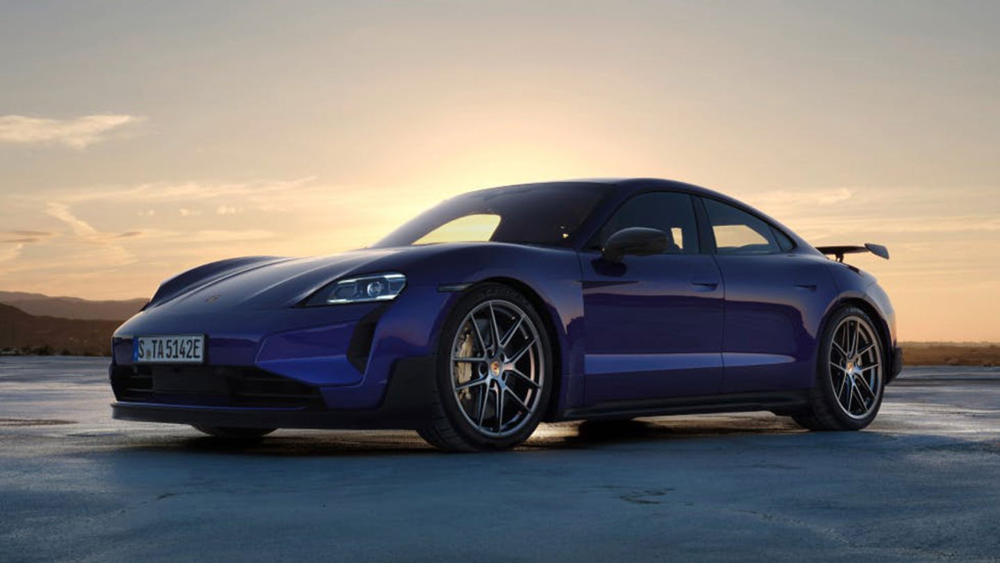 El Porsche Taycan Turbo GT con Paquete Weissach presenta un acabado todavía más deportivo