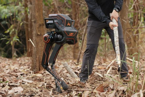 Crean un robot todoterreno para recorrer el monte y mantener el equilibrio ante golpes y obstáculos