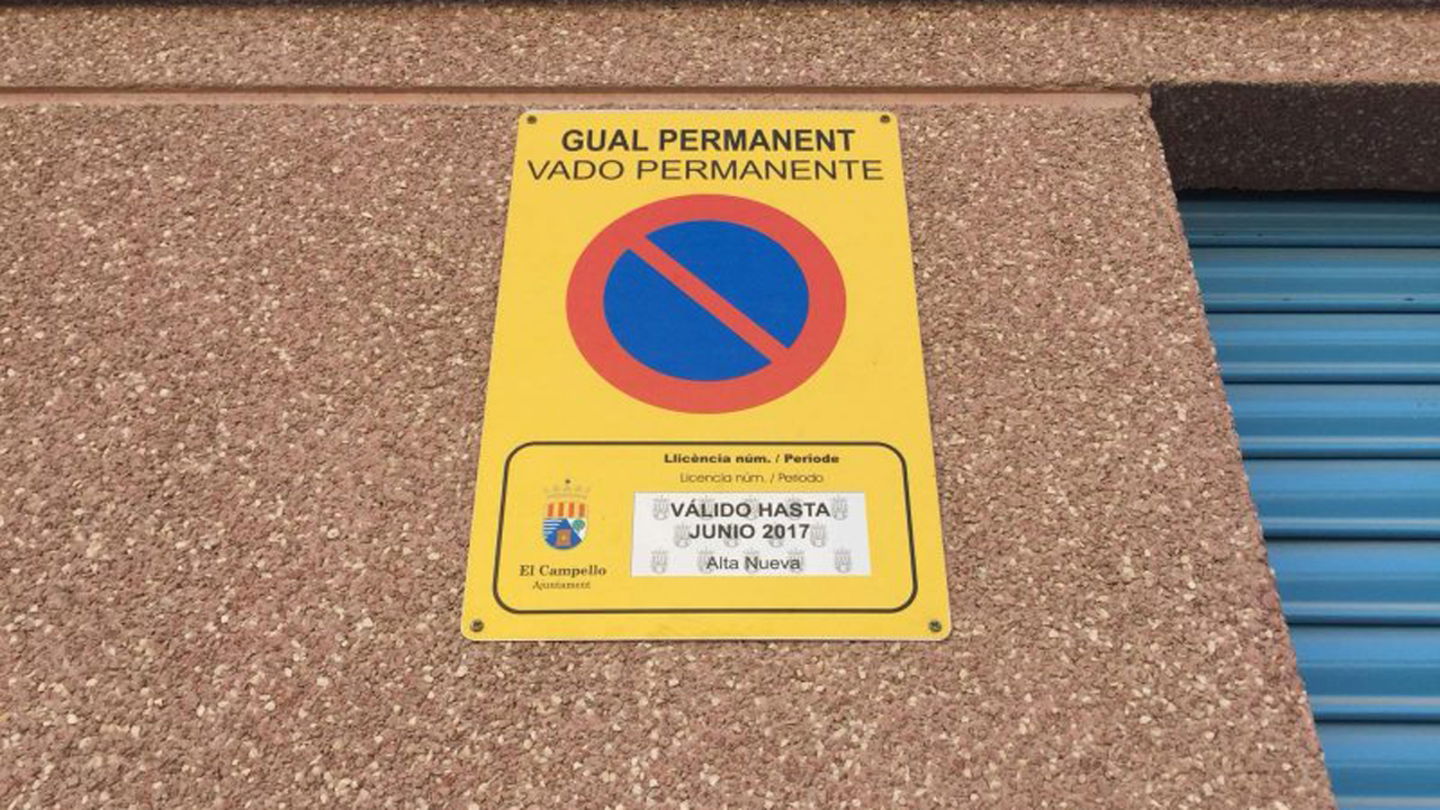 Existen varios detalles que nos pueden hacer sospechar que un vado no cumple con la normativa vigente