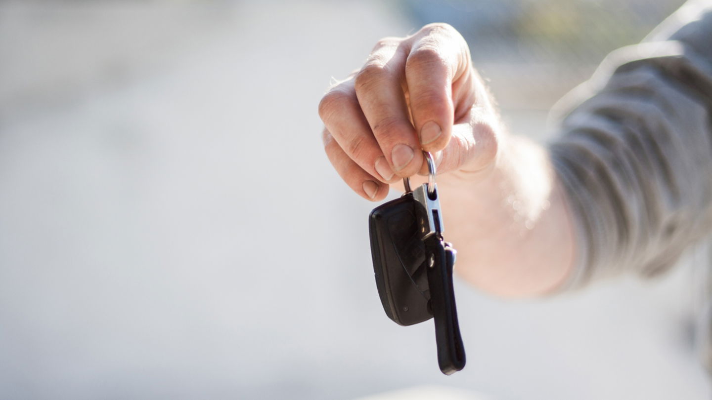 Nos podemos ver en la situación de no haber perdido la llave del coche, pero que no funcione de forma correcta