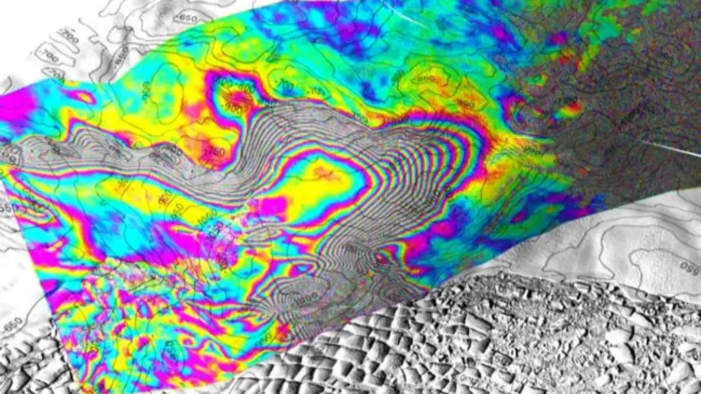 Imagen que muestra las corrientes que circulan bajo el glaciar Thwaites