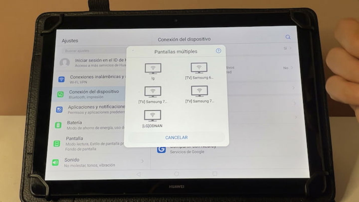 Puedes conectar tu Tablet a la tele sin necesidad de cables, lo que puede ahorrarte tiempo