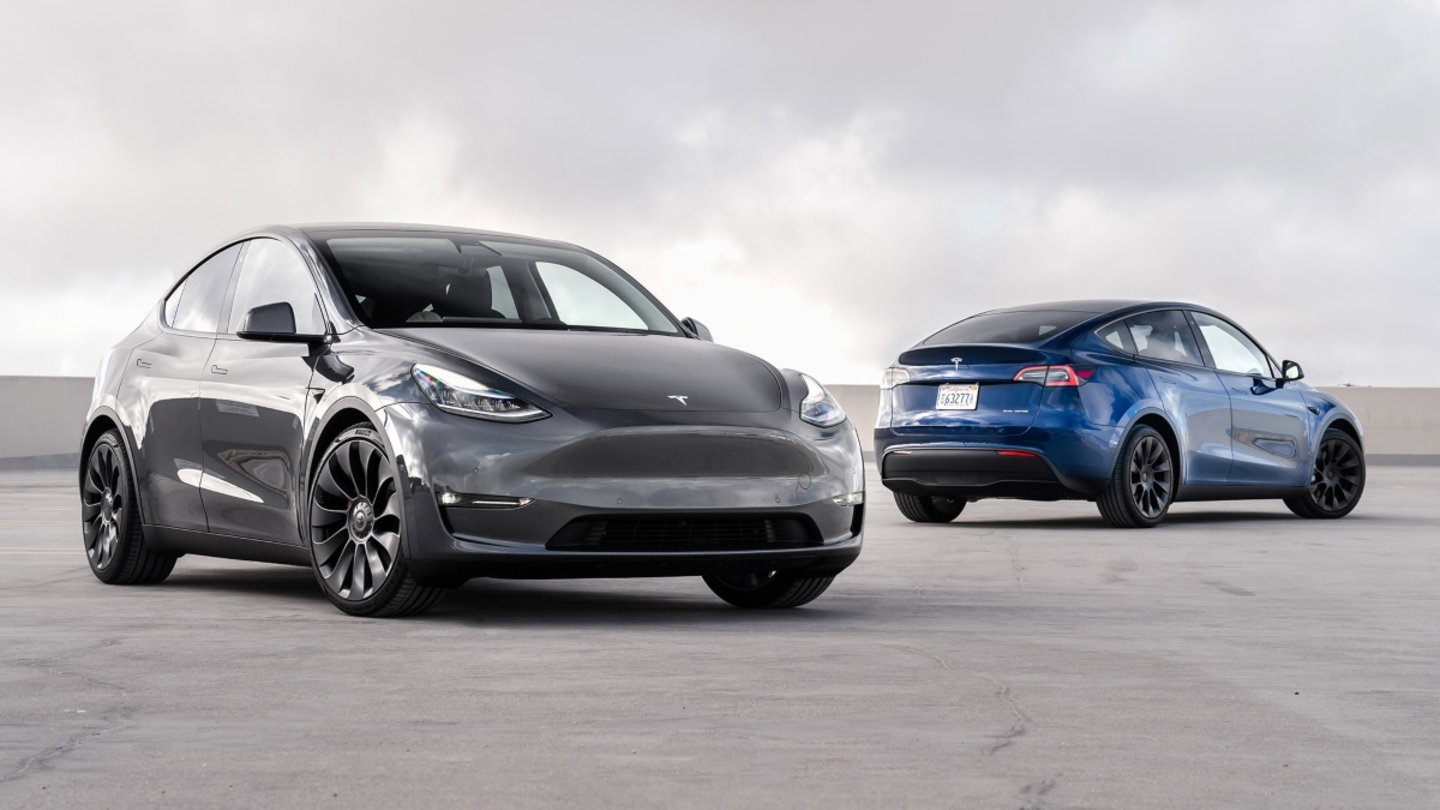 Tesla Model Y delantera y trasera