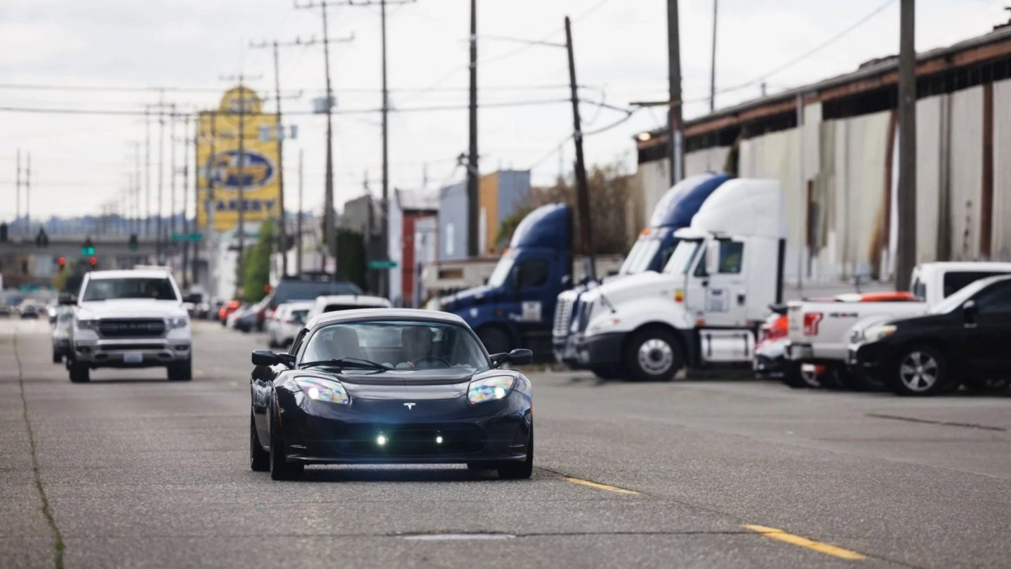 Tesla Roadster RR