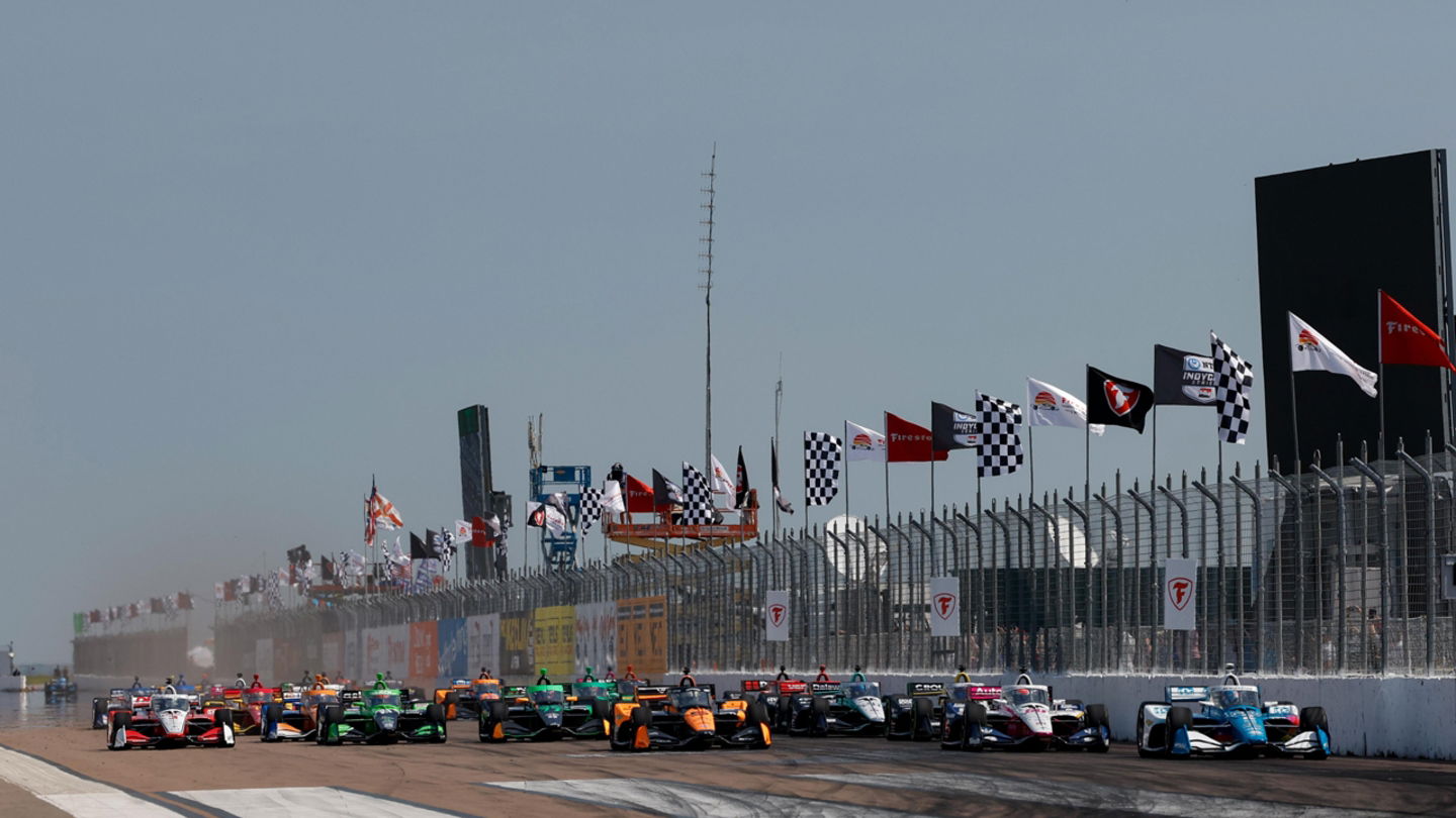 La larga recta del circuito de St. Petersburg ocupa la pista de despegue del aeropuerto Albert Whitted