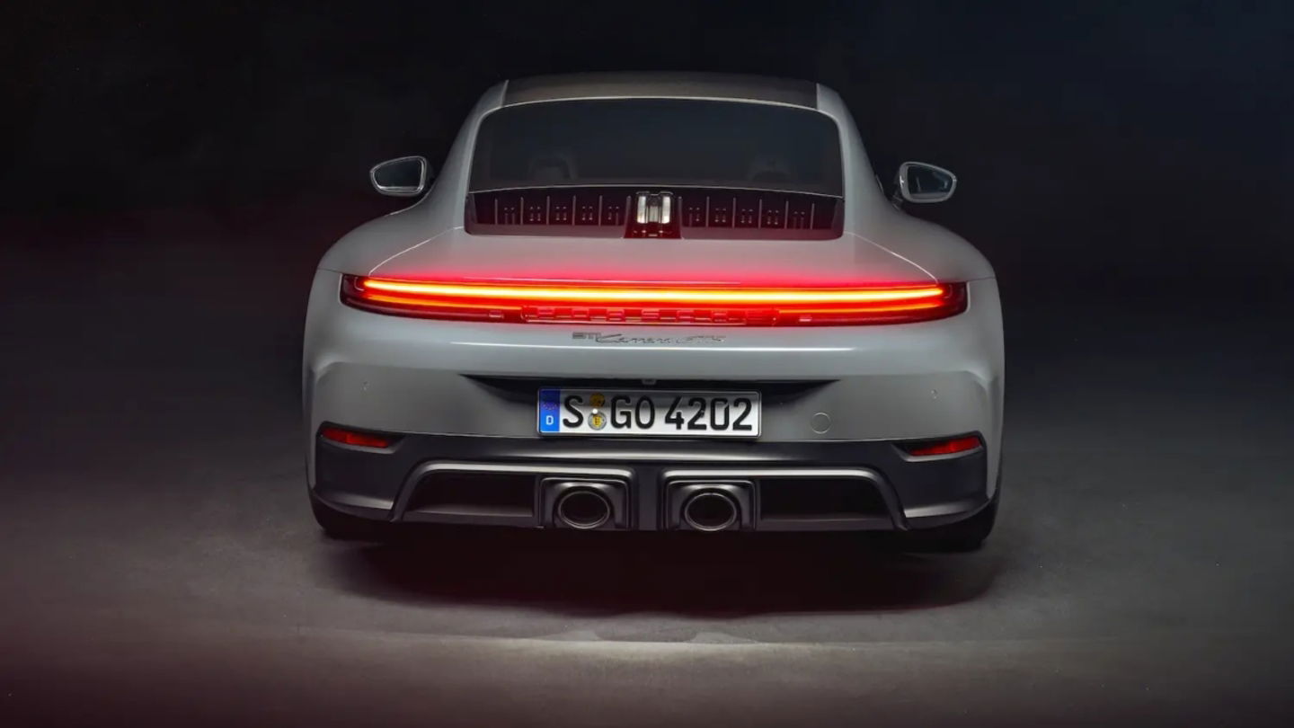 Porsche 911 Carrera GTS T-Hybrid