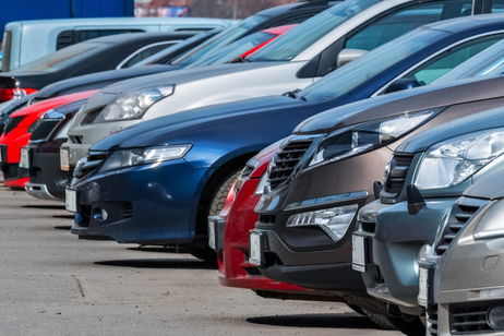 Cuántos días se puede aparcar un coche antes de que se lo lleve la grúa