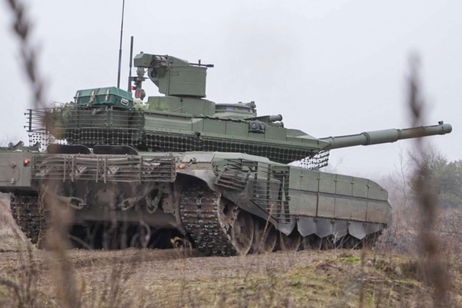 Rusia se ha cansado de los campos de minas ucranianos y por eso acaba de diseñar este nuevo carro de combate