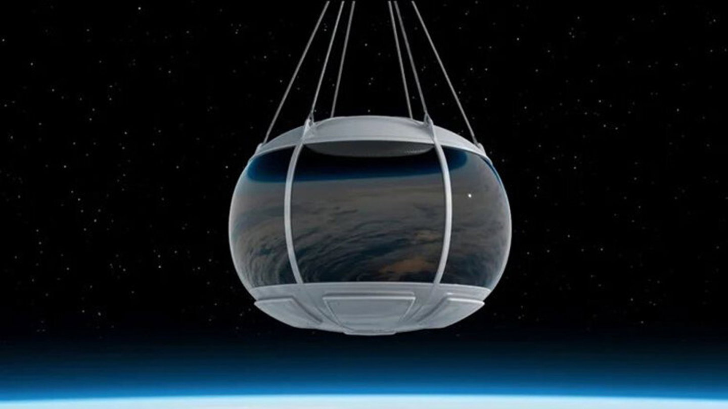 Cada globo espacial está equipado con una cápsula capaz de albergar a ocho pasajeros y dos tripulantes