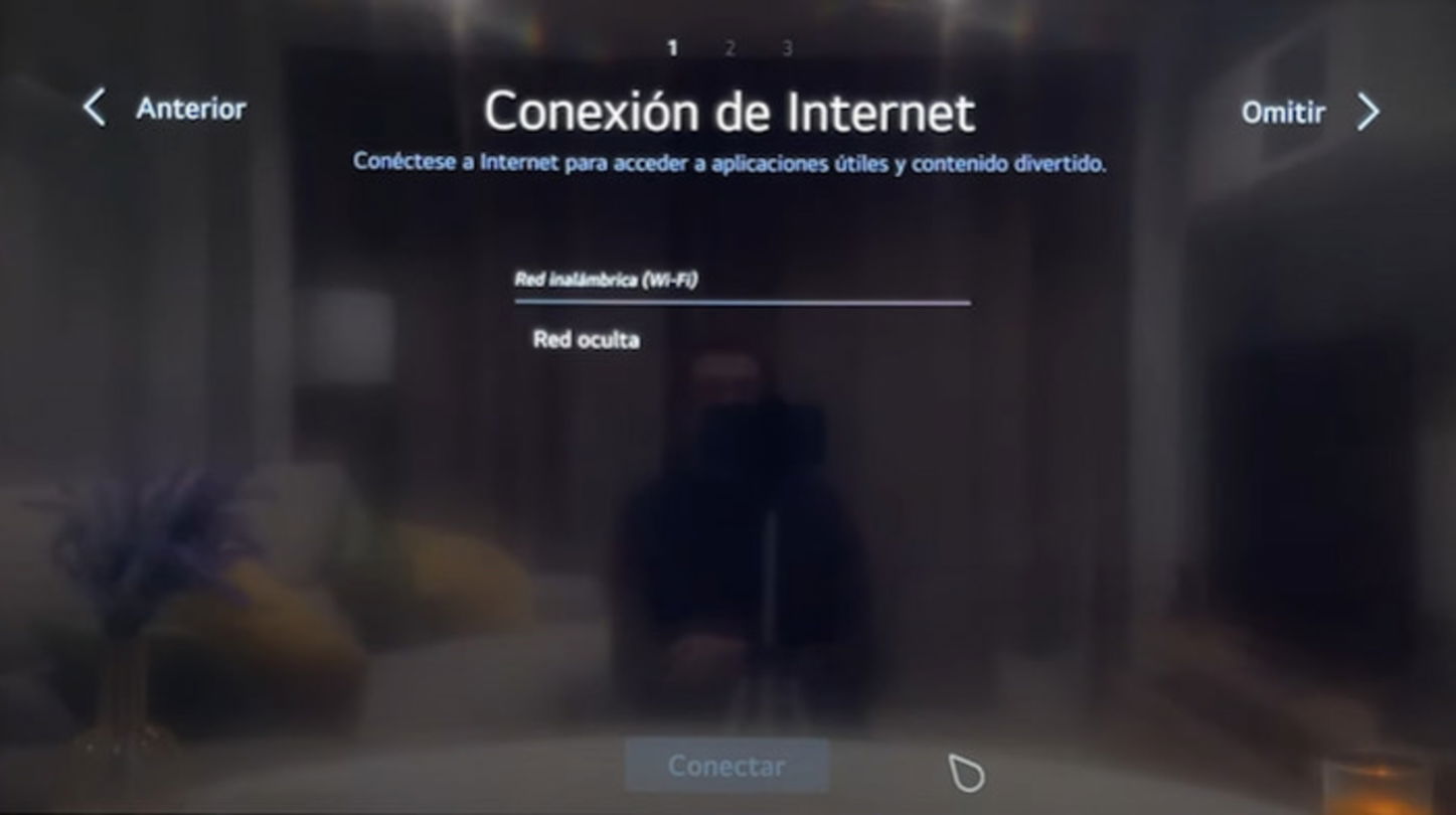 Debes conectar tu tele a la red WiFi de casa