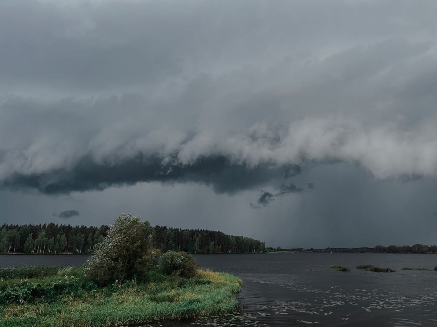 Cómo saber a qué distancia se encuentra una tormenta
