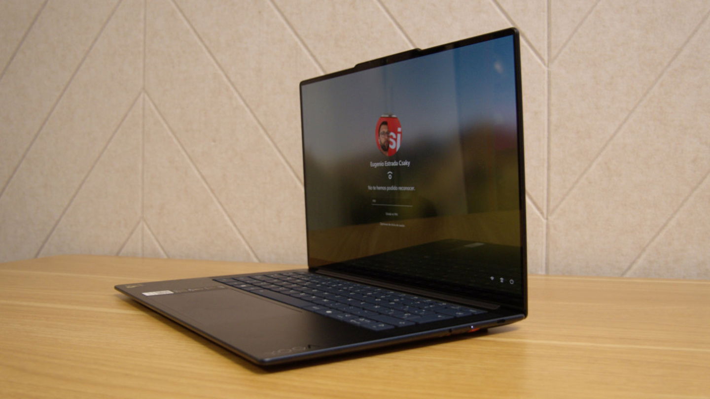 Portátil Lenovo Yoga Slim 7X