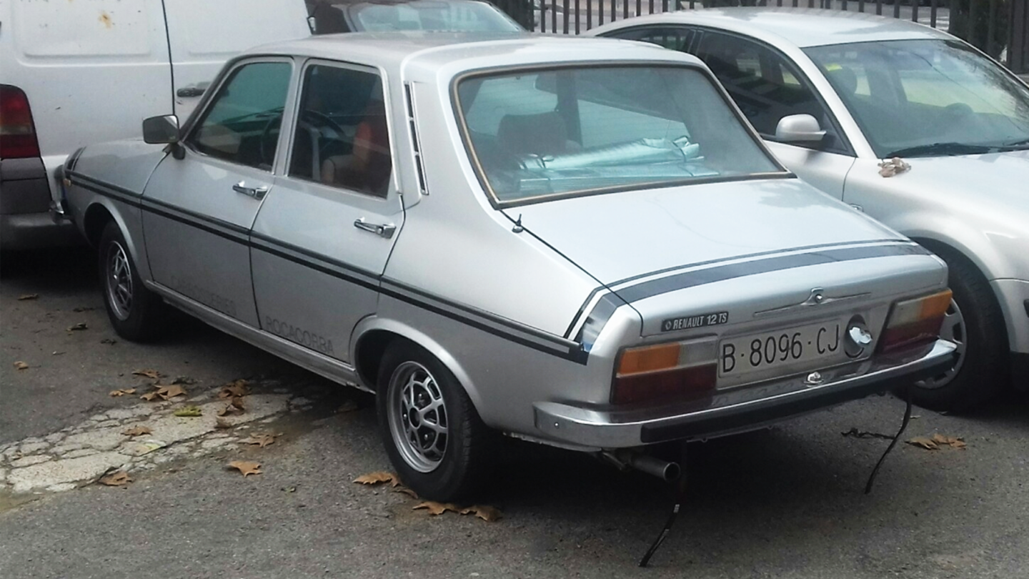 coche toma tierra
