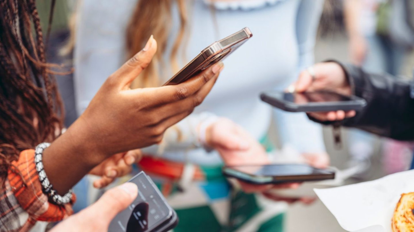 Smartphones y redes sociales
