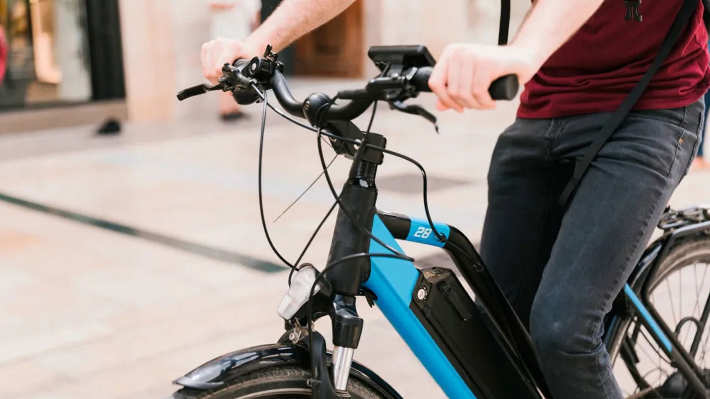 A bordo de una bicicleta eléctrica se deben respetar tanto las normas generales de circulación como algunas directrices específicas