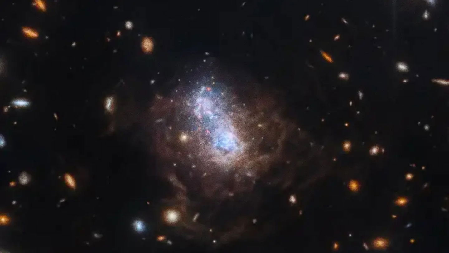 Instantánea de la galaxia ÊI Zwicky 18