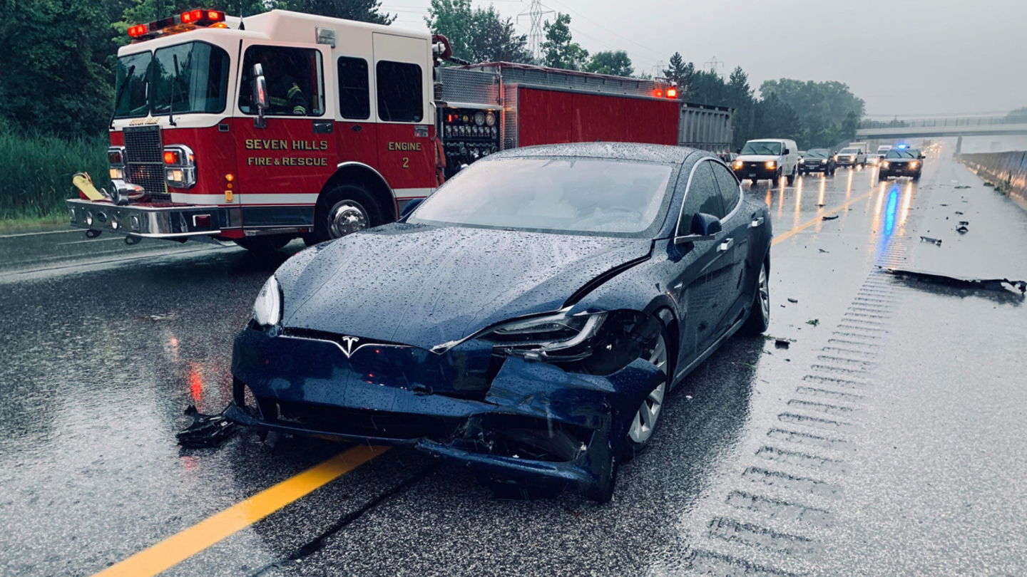 Los vehículos de Tesla son más propensos a sufrir accidentes en Estados Unidos que los coches de otras marcas y hay distintos factores que provocan esta situación