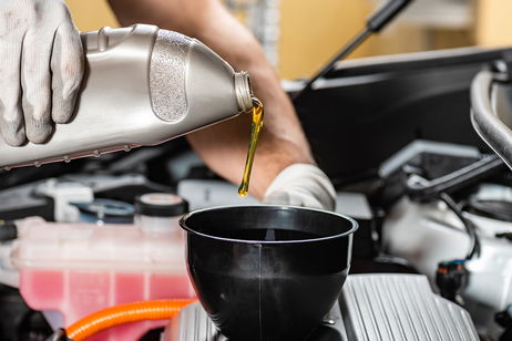 Cuándo caduca el aceite de motor y cómo saber si está o no en buen estado