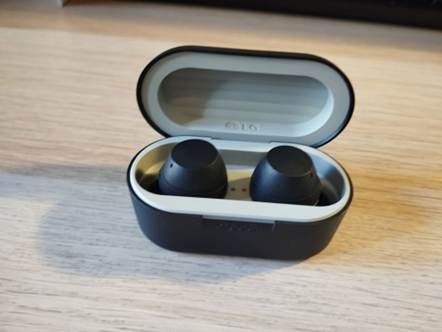 Probamos los nuevos auriculares LG xboom Buds: un sonido envolvente y comodidad de la mejor calidad